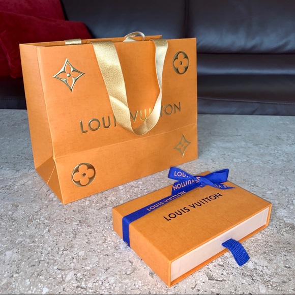 Louis Vuitton Gift Box + Shopping Bag - Picture 8 of 8